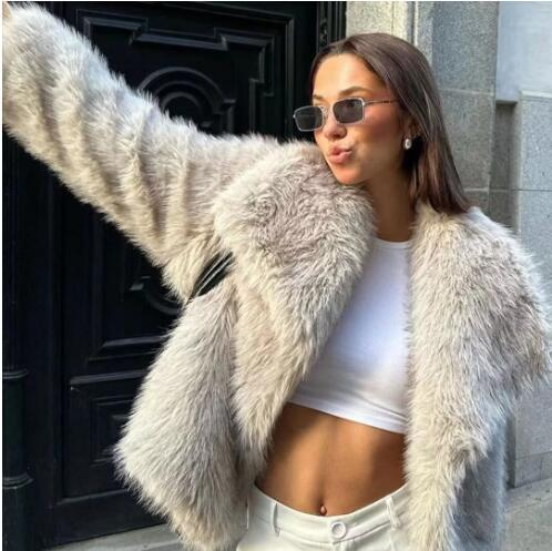 WW | Women's Faux Fox Fur Coat