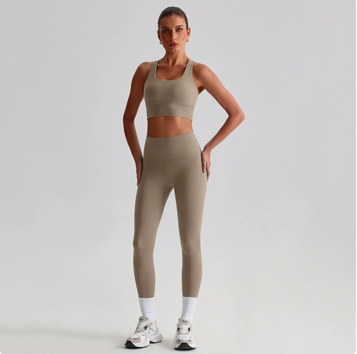 WW | Seamless Backless Yoga Set – 2-Piece Bra & Leggings